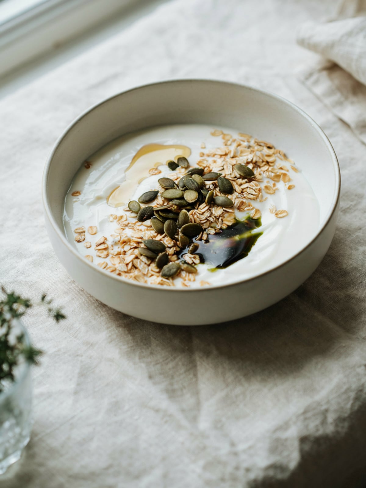 Huile de pépins de courge dans le muesli et le yaourt
